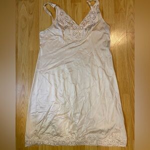 Bali Cream Lace-Trim Slip